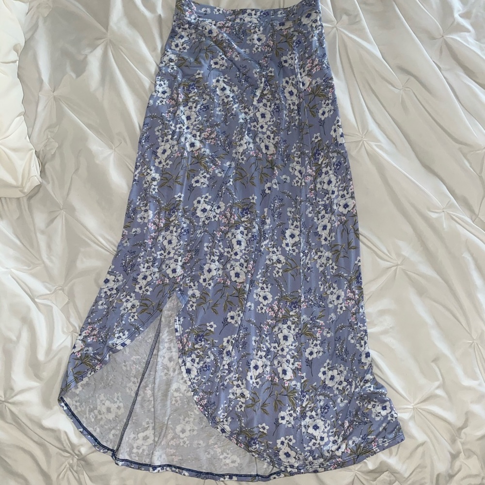 Women’s skirt